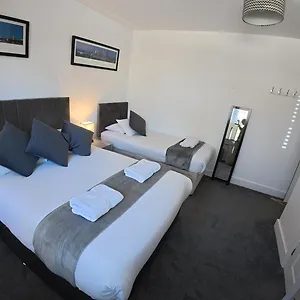 3* Couette-café Oakhurst Gatwick